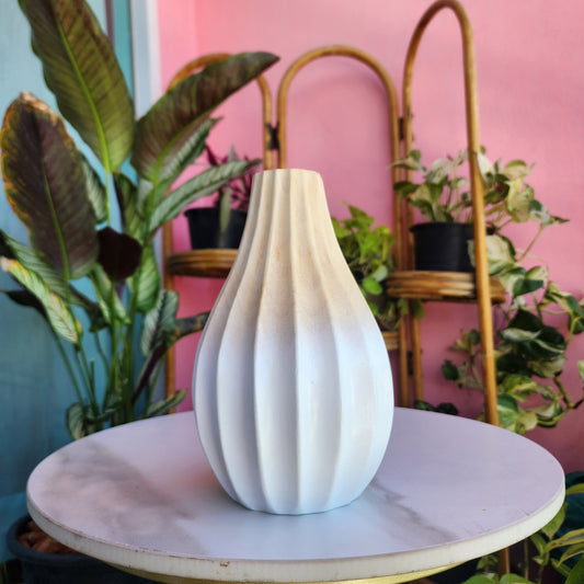 Diego Vase